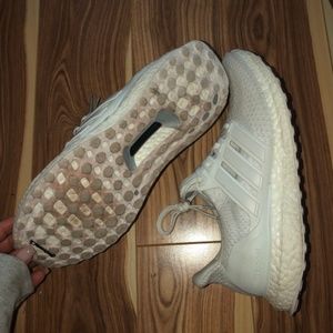 ADIDAS TRIPLE WHITE 2.0 ULTRABOOST